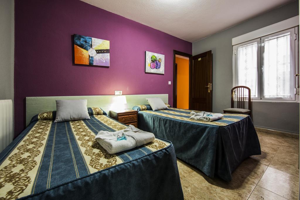 Hostal Escala Luna 살라망카 외부 사진
