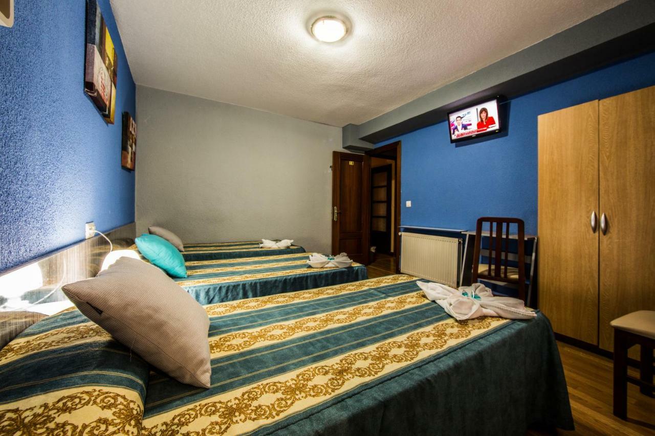 Hostal Escala Luna 살라망카 외부 사진